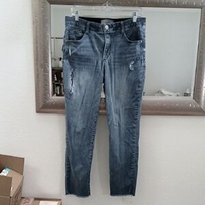 Women's Distressed Blue Jeans